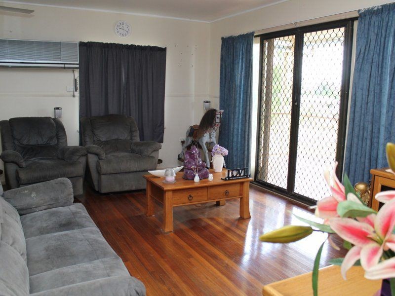 11 McDonald Street, Tully QLD 4854