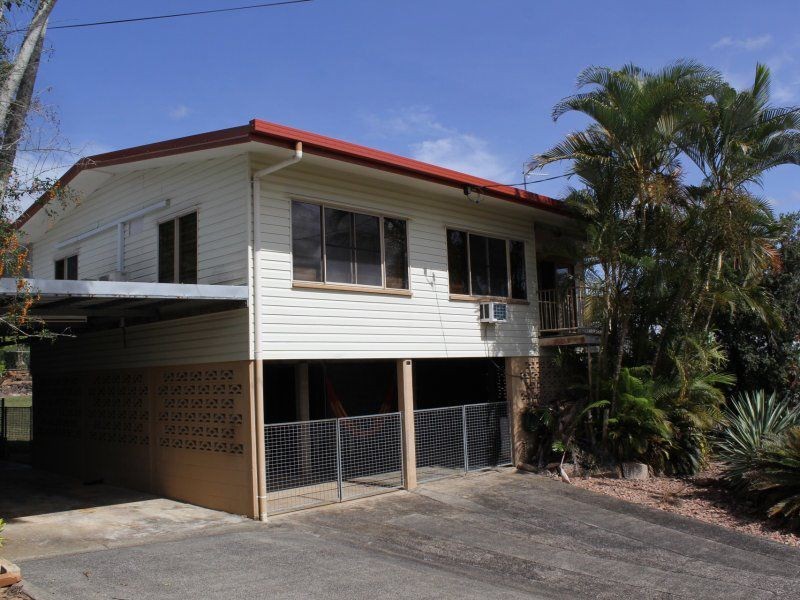 11 McDonald Street, Tully QLD 4854