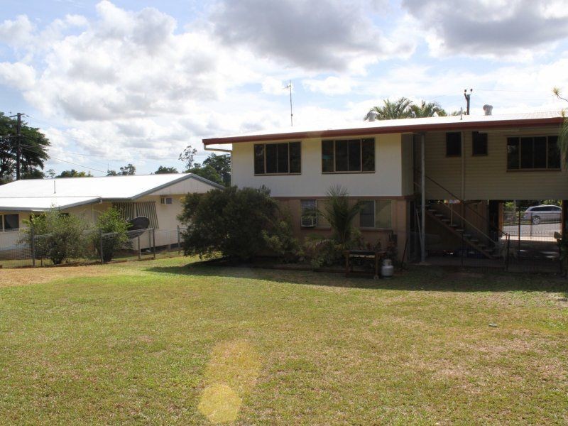 11 McDonald Street, Tully QLD 4854
