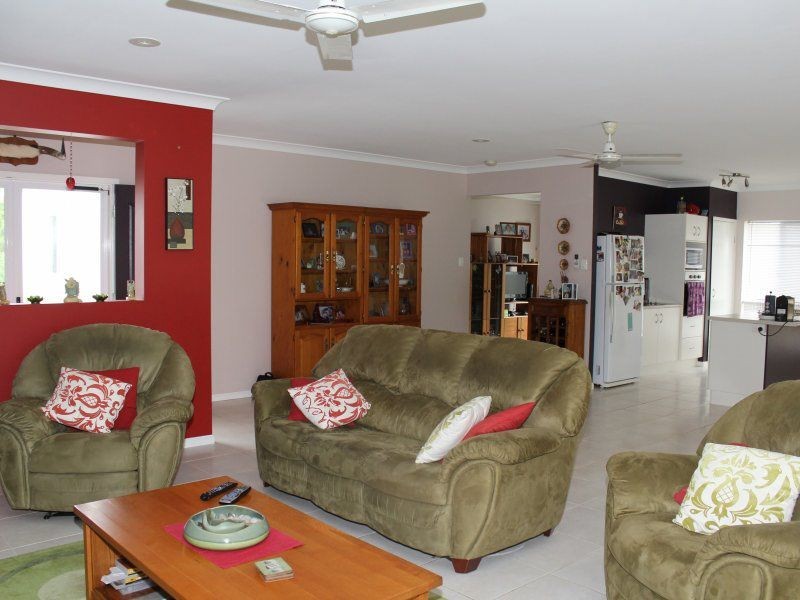 9 Kwila Street, Wongaling Beach QLD 4852
