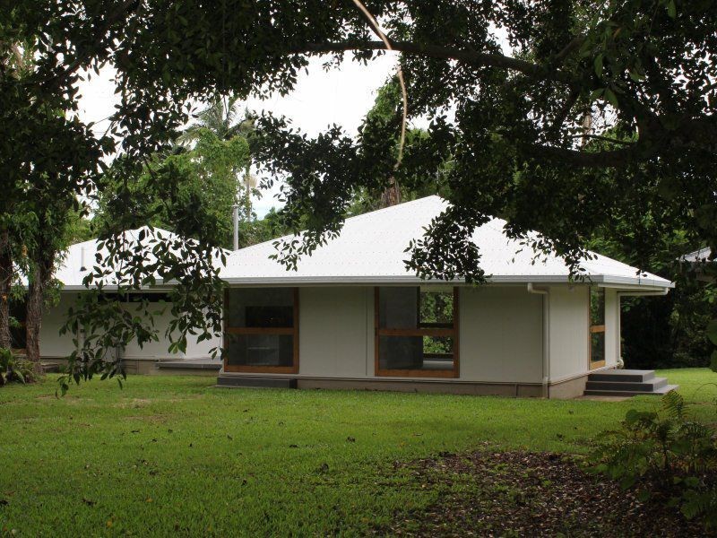 L1 The Esplanade, Bingil Bay QLD 4852