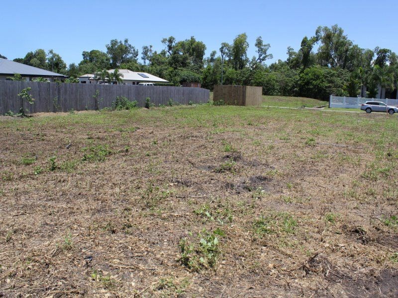 12 Spinnaker Street, South Mission Beach QLD 4852