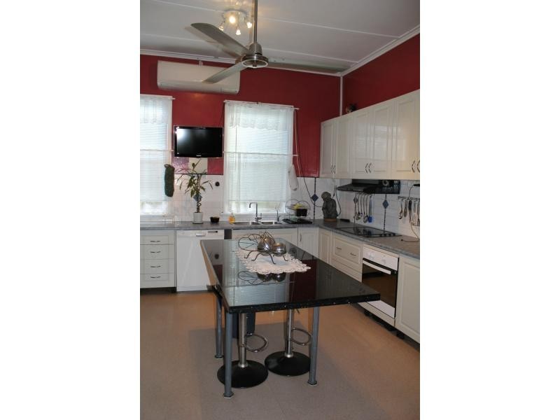 6 Walter Lever Estate Road, Silkwood QLD 4856