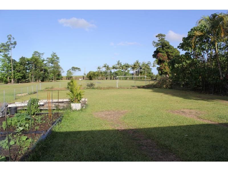 6 Walter Lever Estate Road, Silkwood QLD 4856