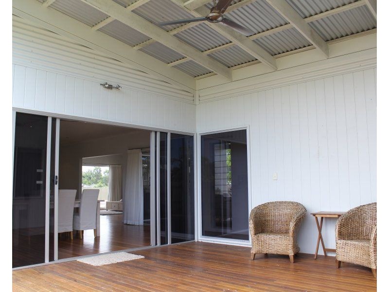 53 Midshipman Street, South Mission Beach QLD 4852