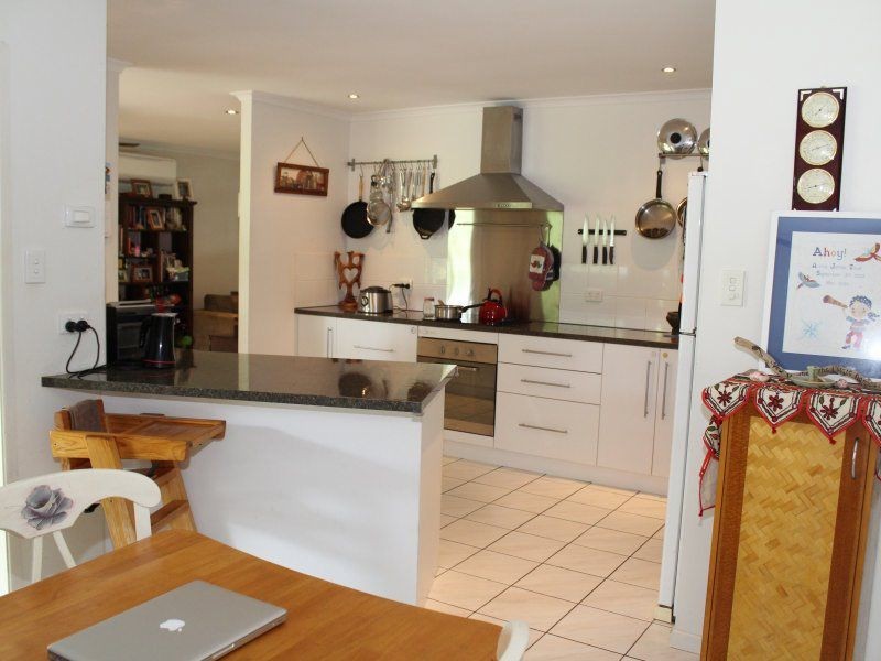 8 Kwila Street, Wongaling Beach QLD 4852