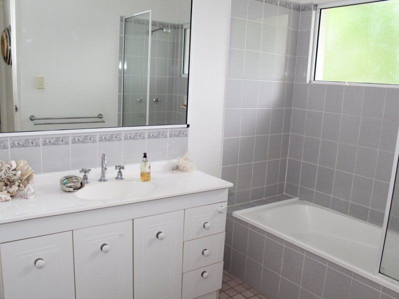8 Kwila Street, Wongaling Beach QLD 4852