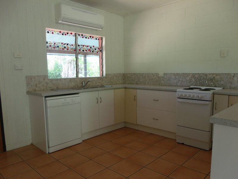 3 Butler Road, Bingil Bay QLD 4852