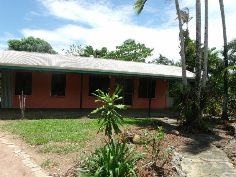 3 Butler Road, Bingil Bay QLD 4852