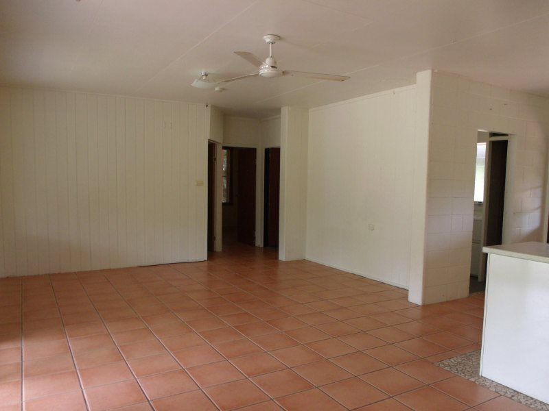 3 Butler Road, Bingil Bay QLD 4852