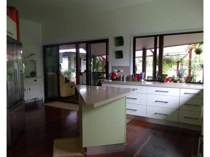 20 Kent Close, Mission Beach QLD 4852