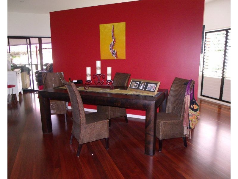 20 Kent Close, Mission Beach QLD 4852