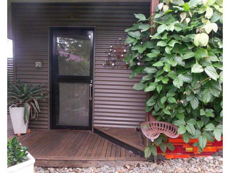 20 Kent Close, Mission Beach QLD 4852