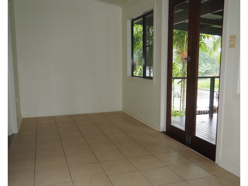 4 Commodore Street, South Mission Beach QLD 4852