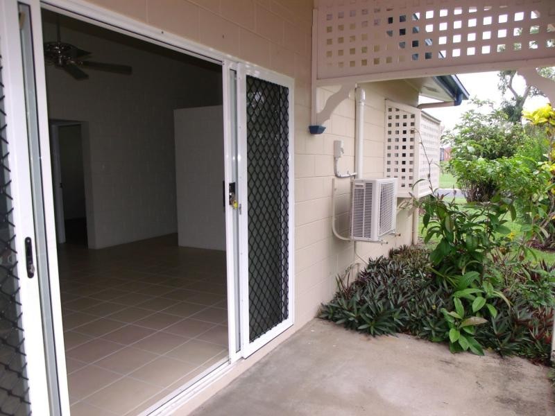 2/15 Seafarer Street, South Mission Beach QLD 4852