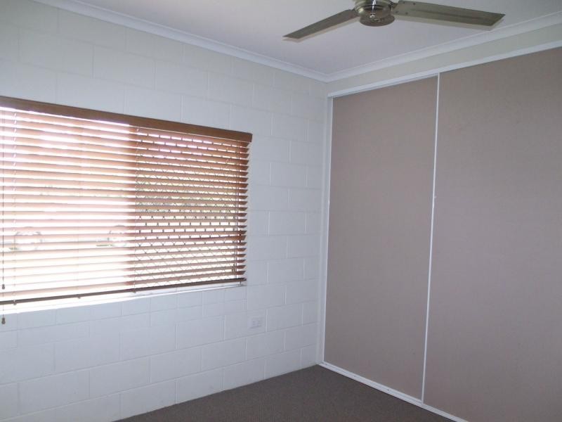 2/15 Seafarer Street, South Mission Beach QLD 4852