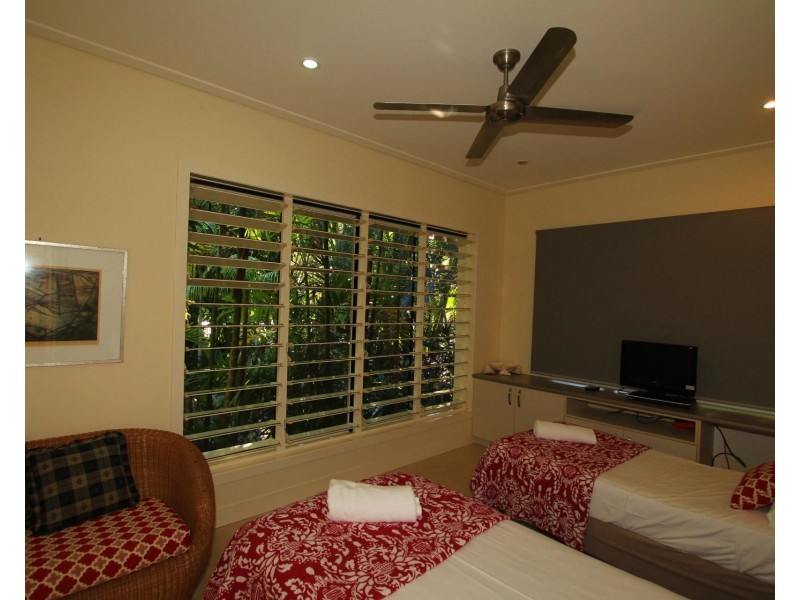 16 Reid Road, Wongaling Beach QLD 4852