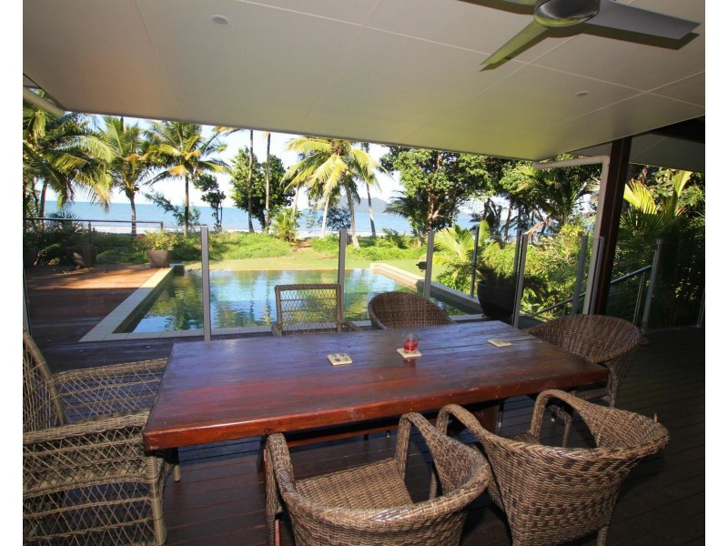 16 Reid Road, Wongaling Beach QLD 4852