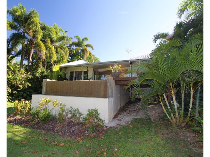 16 Reid Road, Wongaling Beach QLD 4852