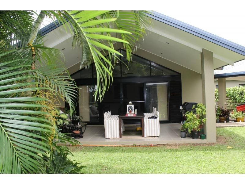 2/22 Jackey Jackey Street, South Mission Beach QLD 4852
