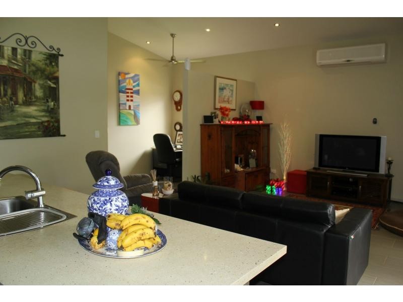 2/22 Jackey Jackey Street, South Mission Beach QLD 4852