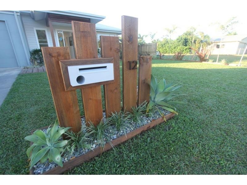 12 Voyager Street, South Mission Beach QLD 4852