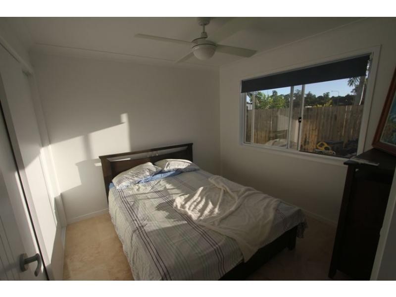 12 Voyager Street, South Mission Beach QLD 4852