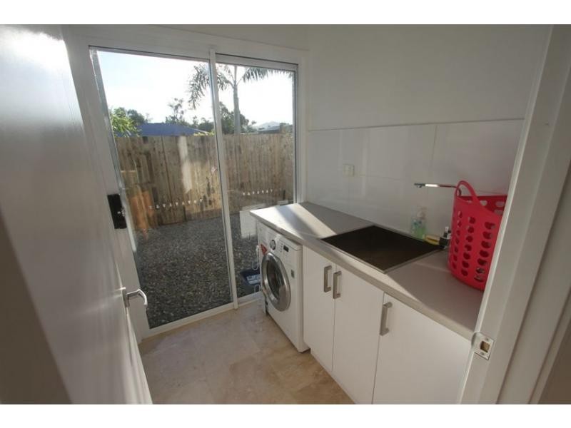 12 Voyager Street, South Mission Beach QLD 4852