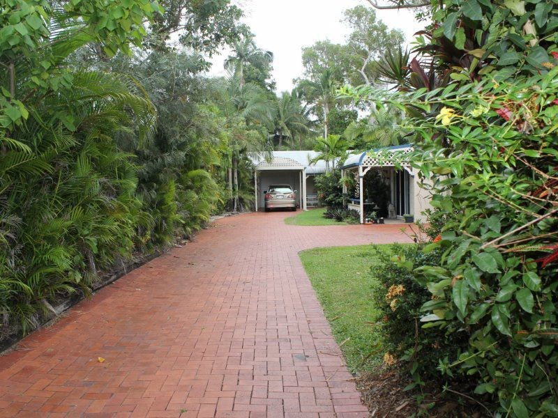 15 Seafarer Street, South Mission Beach QLD 4852