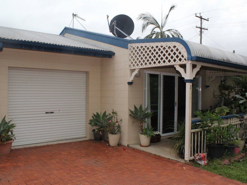 15 Seafarer Street, South Mission Beach QLD 4852