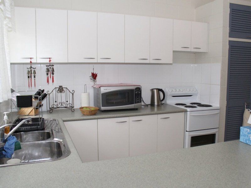15 Seafarer Street, South Mission Beach QLD 4852