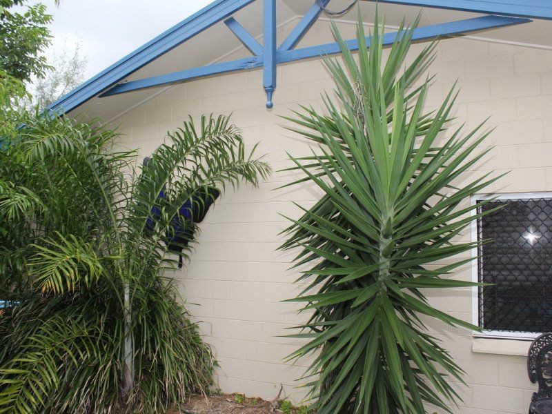 15 Seafarer Street, South Mission Beach QLD 4852