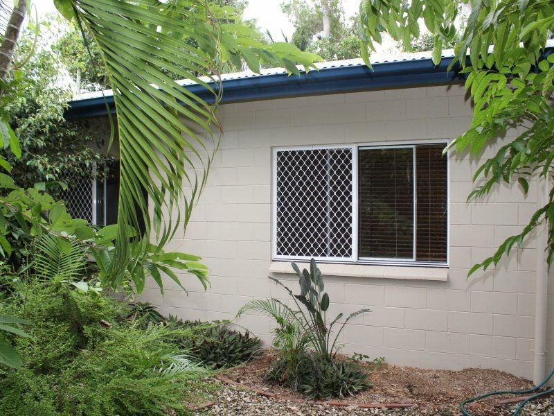 15 Seafarer Street, South Mission Beach QLD 4852