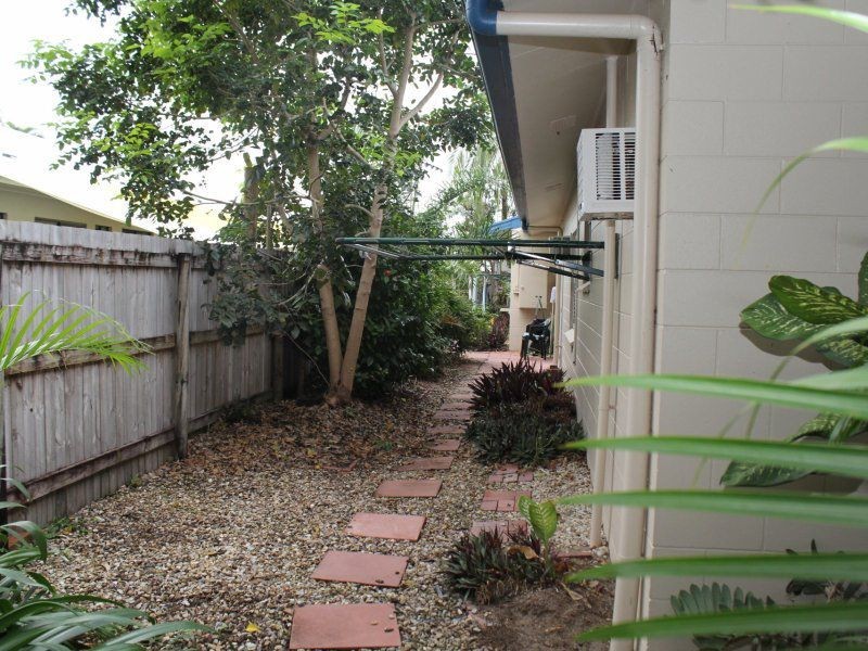 15 Seafarer Street, South Mission Beach QLD 4852