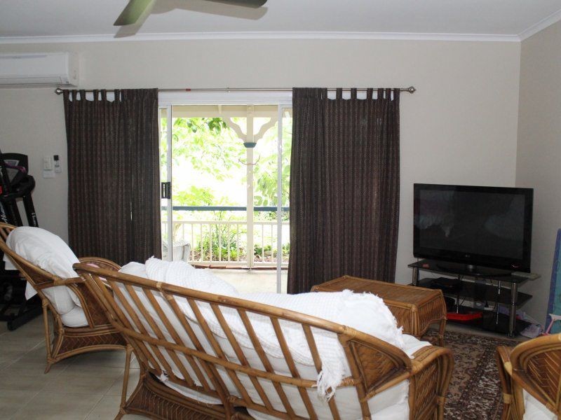 15 Seafarer Street, South Mission Beach QLD 4852