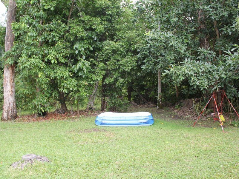 15 Seafarer Street, South Mission Beach QLD 4852