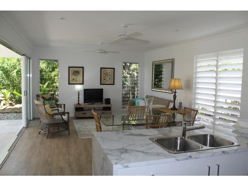 2/24 Southward Street, Mission Beach QLD 4852