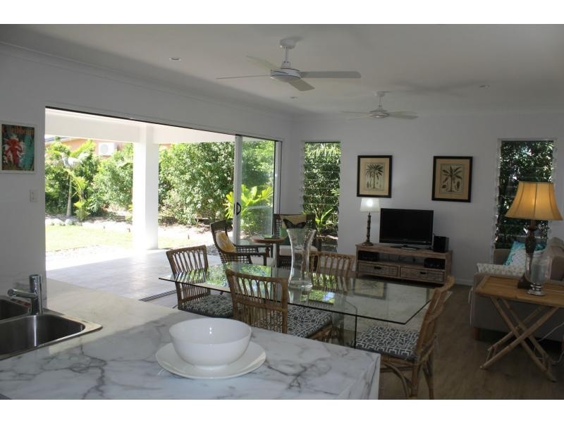 2/24 Southward Street, Mission Beach QLD 4852
