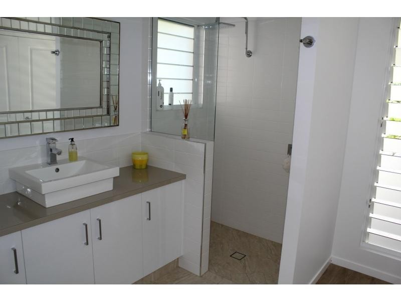 2/24 Southward Street, Mission Beach QLD 4852