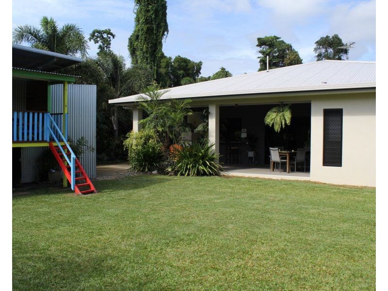 1 Golf Course Street, El Arish QLD 4855