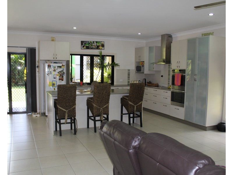 1 Golf Course Street, El Arish QLD 4855