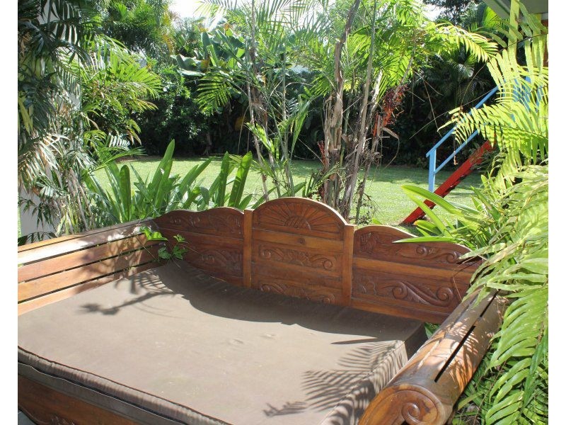 1 Golf Course Street, El Arish QLD 4855