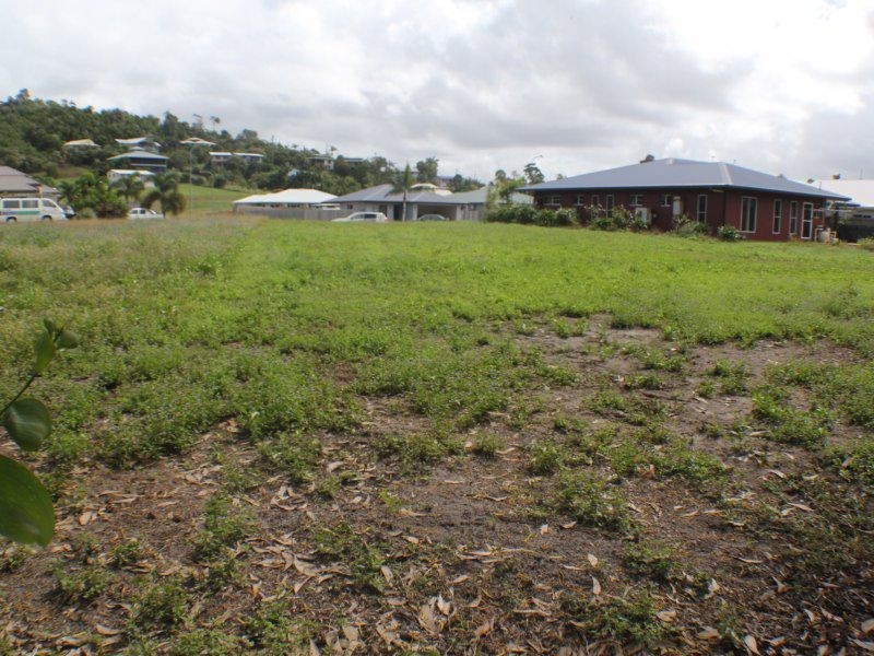 9 Spinnaker Street, South Mission Beach QLD 4852