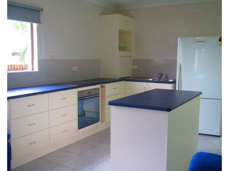 1/40 Wall Street, South Mission Beach QLD 4852