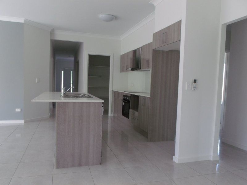 3 Iluka Close, Mission Beach QLD 4852