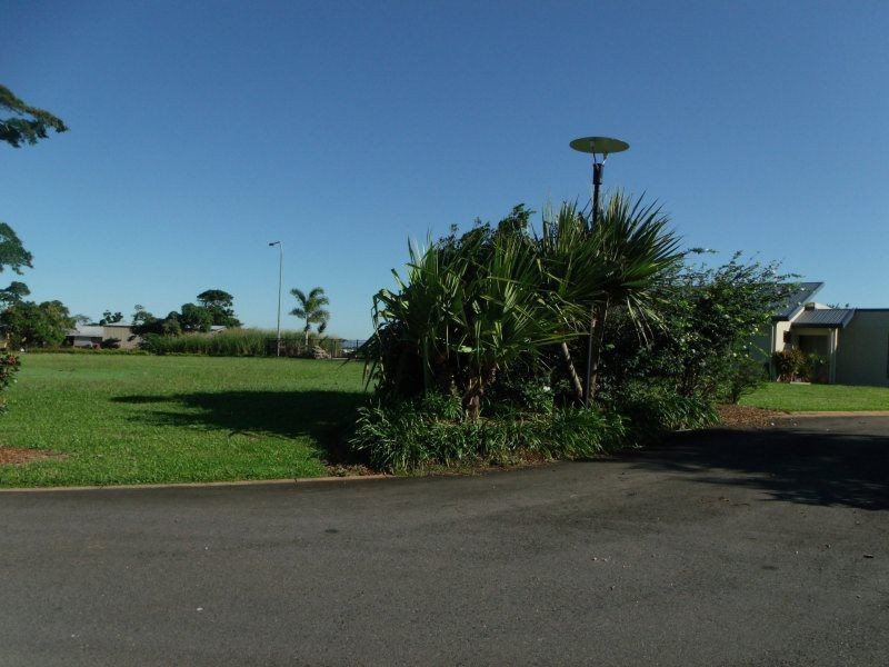 9 Rise Crescent, Mission Beach QLD 4852