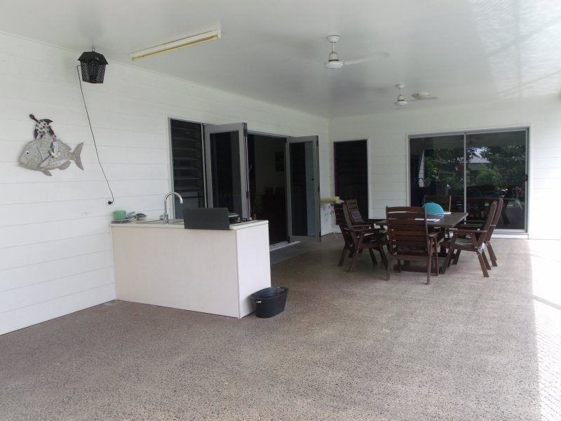 3 Riverside Terrace, South Mission Beach QLD 4852