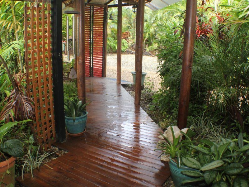 814 East Feluga Road, East Feluga QLD 4854