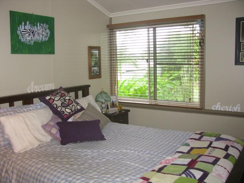 2 Glasgow Street, El Arish QLD 4855