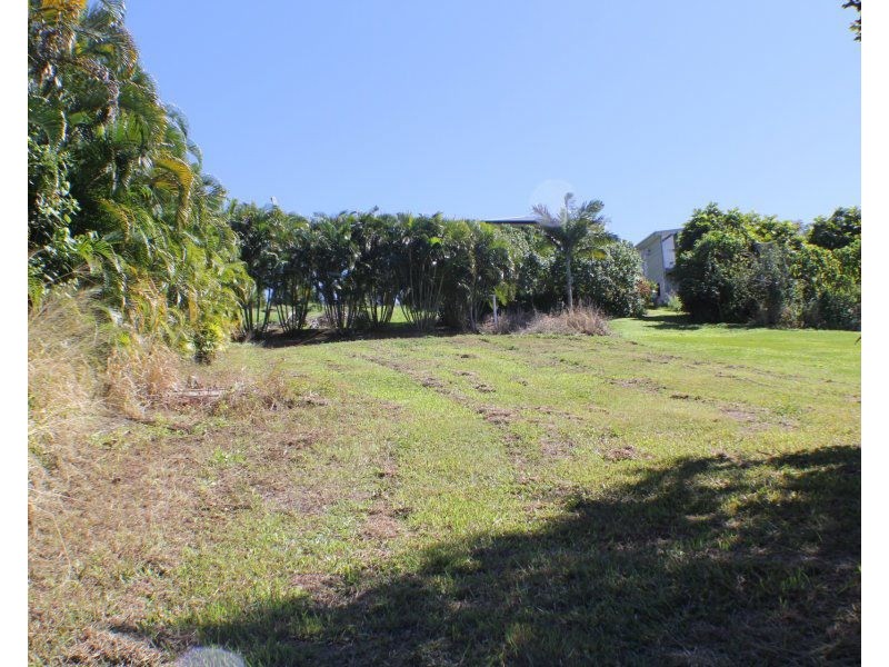 7 Commodore Street, South Mission Beach QLD 4852